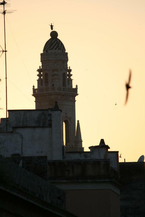 Chez Moi Charme B&B Lecce Bagian luar foto